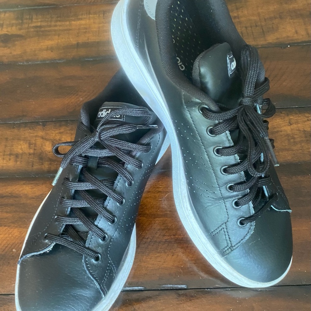 Adidas Black Sneakers Modern Streamlined Design
